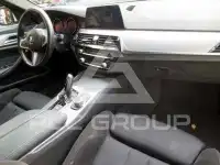2020 BMW 520