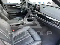 2020 BMW 520