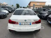 2020 BMW 520