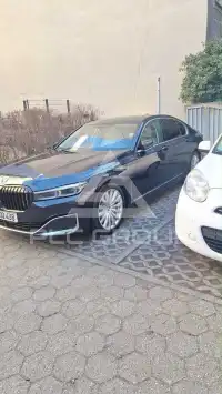 2020 BMW 730