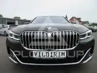 2020 BMW 730