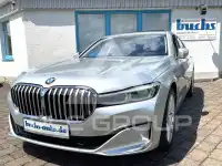 2020 BMW 730
