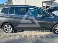 2020 BMW 218