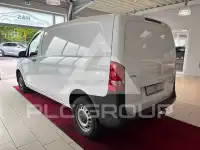 2020 Mercedes Benz Vito
