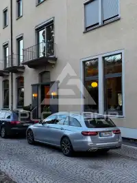 2020 Mercedes Benz E 220