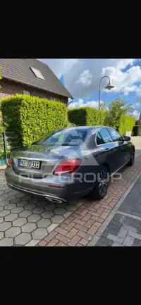 2020 Mercedes Benz E 220