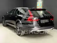 2020 Volvo V90