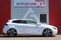 2020 Volvo V40