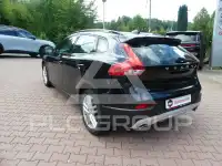 2020 Volvo V40