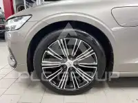 2020 Volvo V60