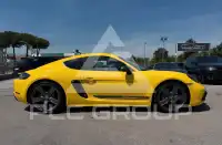 2020 Porsche Cayman