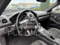 2020 Porsche Cayman