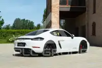 2020 Porsche Cayman
