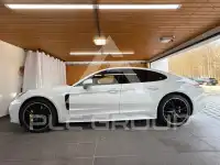 2020 Porsche Panamera
