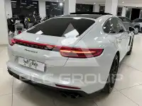 2020 Porsche Panamera