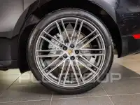 2020 Porsche MACAN