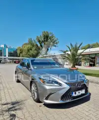 2020 Lexus ES300