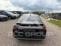 2020 Lexus ES300