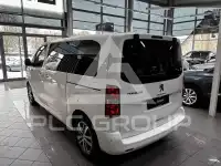 2020 Peugeot Traveller