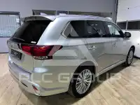 2021 Mitsubishi OUTLANDER