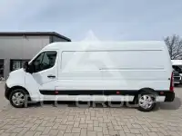 2021 Nissan NV 400