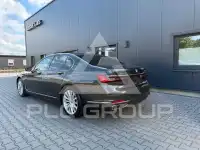 2021 BMW 740