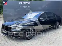 2021 BMW 740