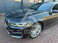 2021 BMW 740