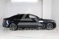 2021 BMW 750