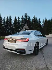 2021 BMW 750