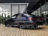 2021 BMW 750