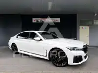 2021 BMW 750