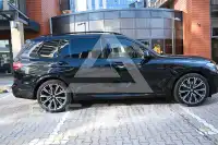 2021 BMW X7
