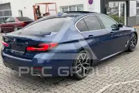2021 BMW 530