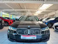 2021 BMW 530
