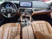 2021 BMW 530