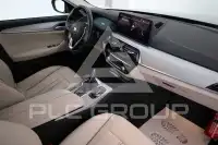 2021 BMW 530
