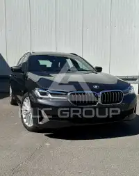 2021 BMW 530