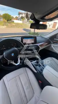 2021 BMW 530