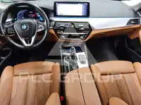 2021 BMW 530