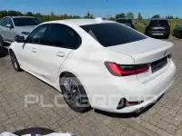 2021 BMW 320