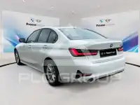 2021 BMW 320