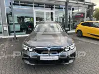 2021 BMW 320