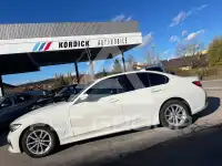 2021 BMW 320