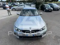 2021 BMW 320