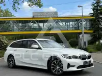 2021 BMW 320