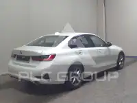 2021 BMW 320