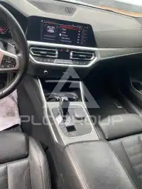 2021 BMW 320