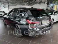 2021 BMW 320