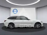 2021 BMW 320